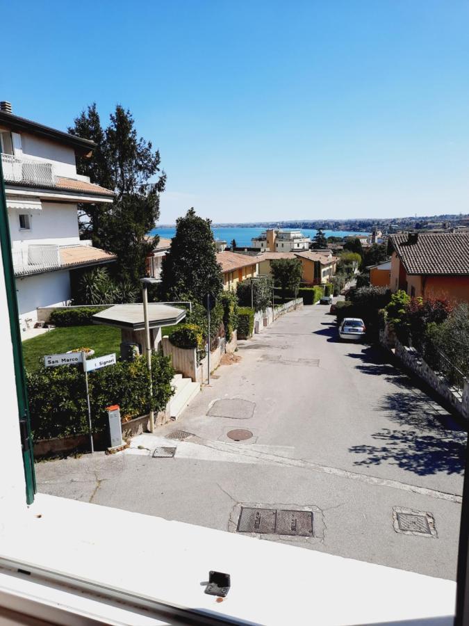 Appartamenti Esmera Desenzano del Garda Exterior foto