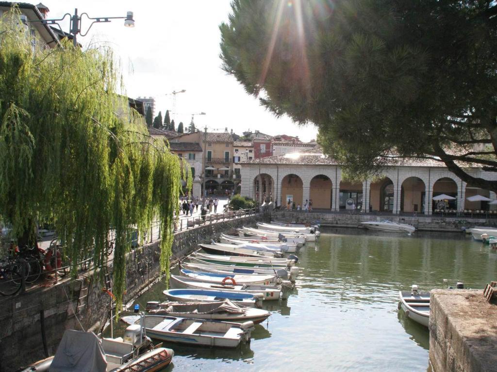 Appartamenti Esmera Desenzano del Garda Quarto foto